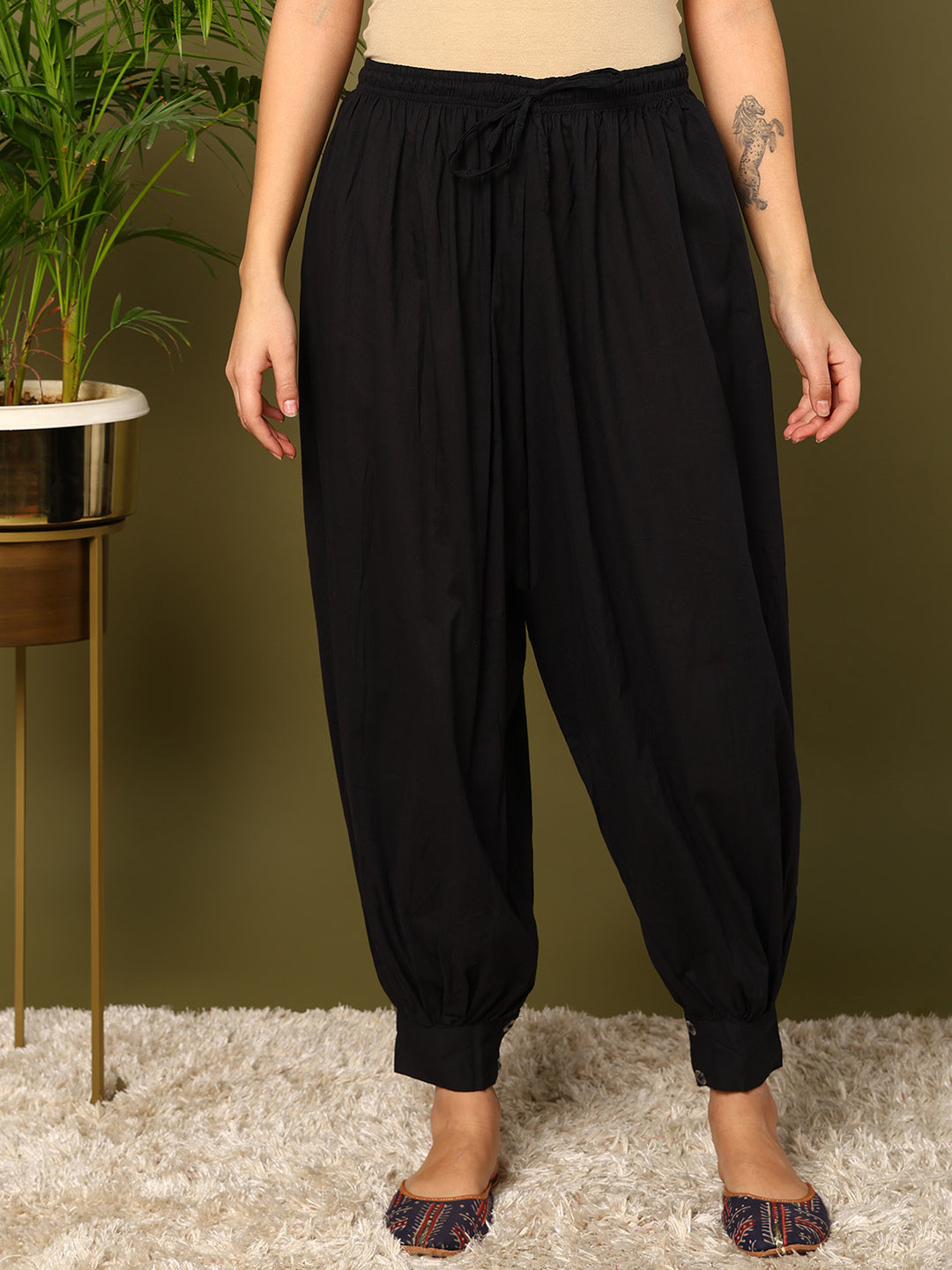 Black Cotton Solid Harem Pants