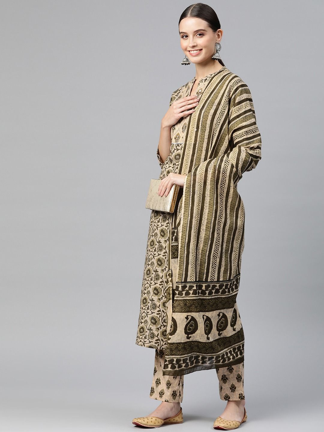 Straight Style Cotton Fabric Green Color Kurta And Palazzo With Dupatta