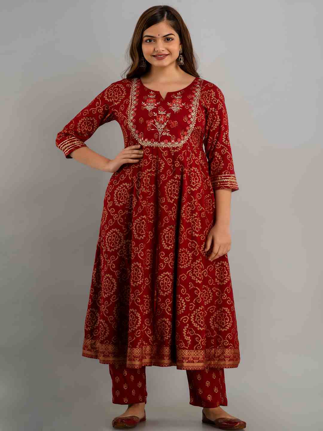 Printed Flared Round Neck 3/4 Sleeves Viscose Rayon Kurta, Pant And Dupatta Set