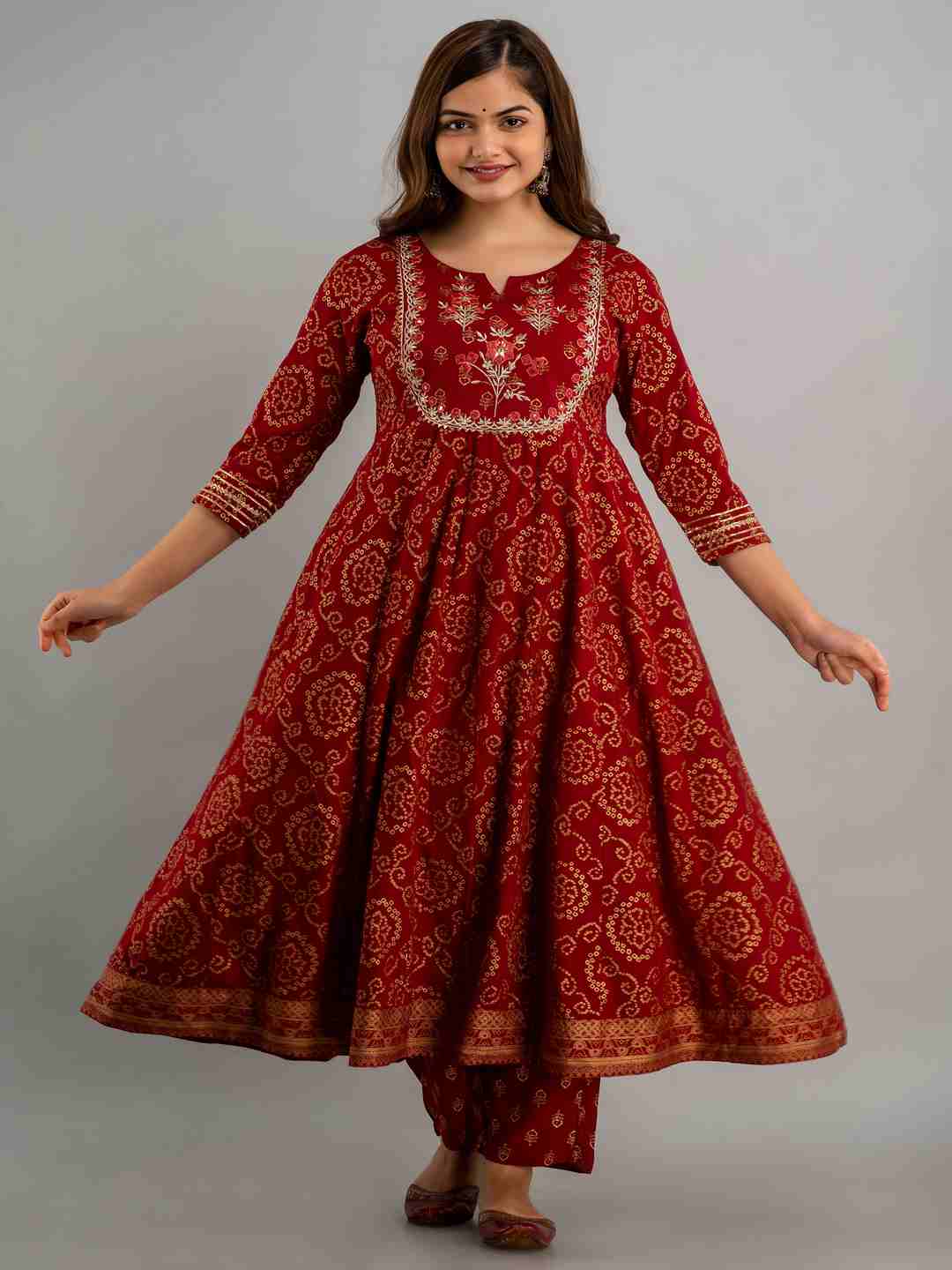 Printed Flared Round Neck 3/4 Sleeves Viscose Rayon Kurta, Pant And Dupatta Set