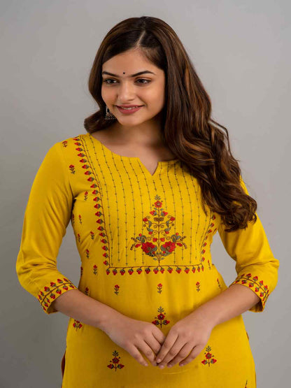 Rayon Embroidery Straight 3/4 Sleeves Round Neck Calf Kurta