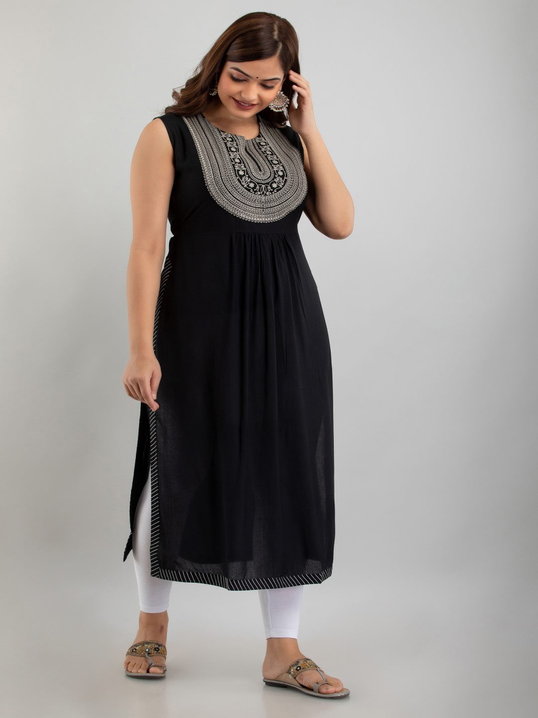 Rayon Embroidered Front slit Sleeveless Round Neck Calf Kurta