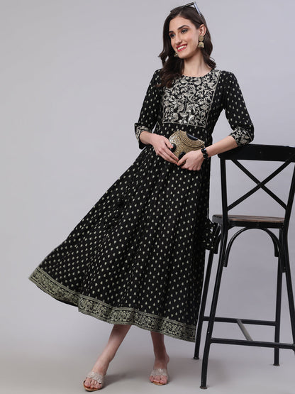Rayon Embroidered Front slit  3/4 Sleeves Calf Kurta