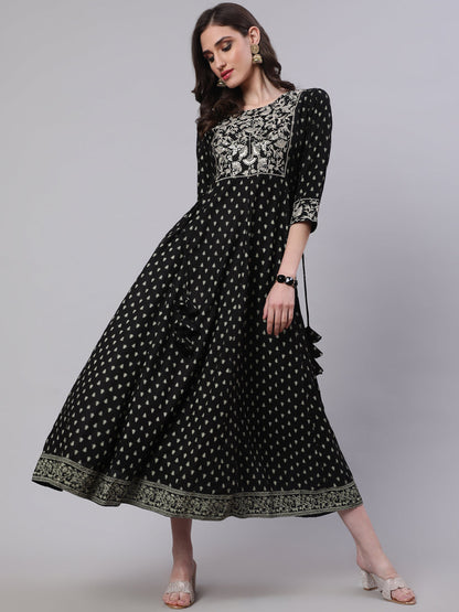 Rayon Embroidered Front slit  3/4 Sleeves Calf Kurta