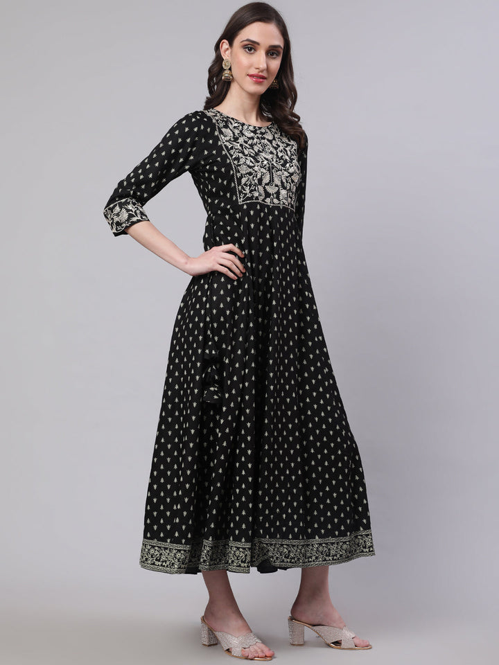 Rayon Embroidered Front slit  3/4 Sleeves Calf Kurta