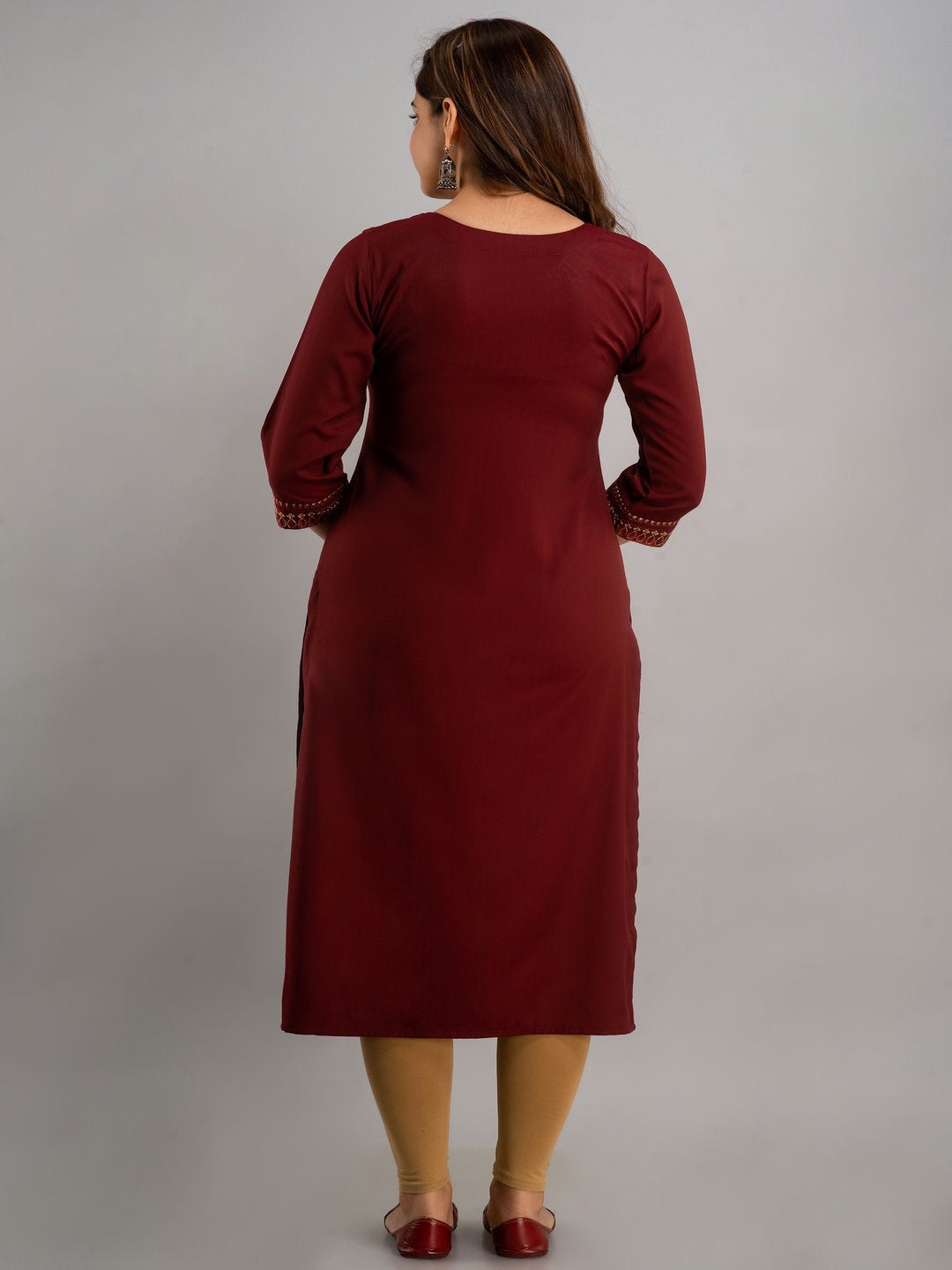 Embroidered Viscose Rayon Round Neck 3/4 Sleeves Calf Length Straight Kurta