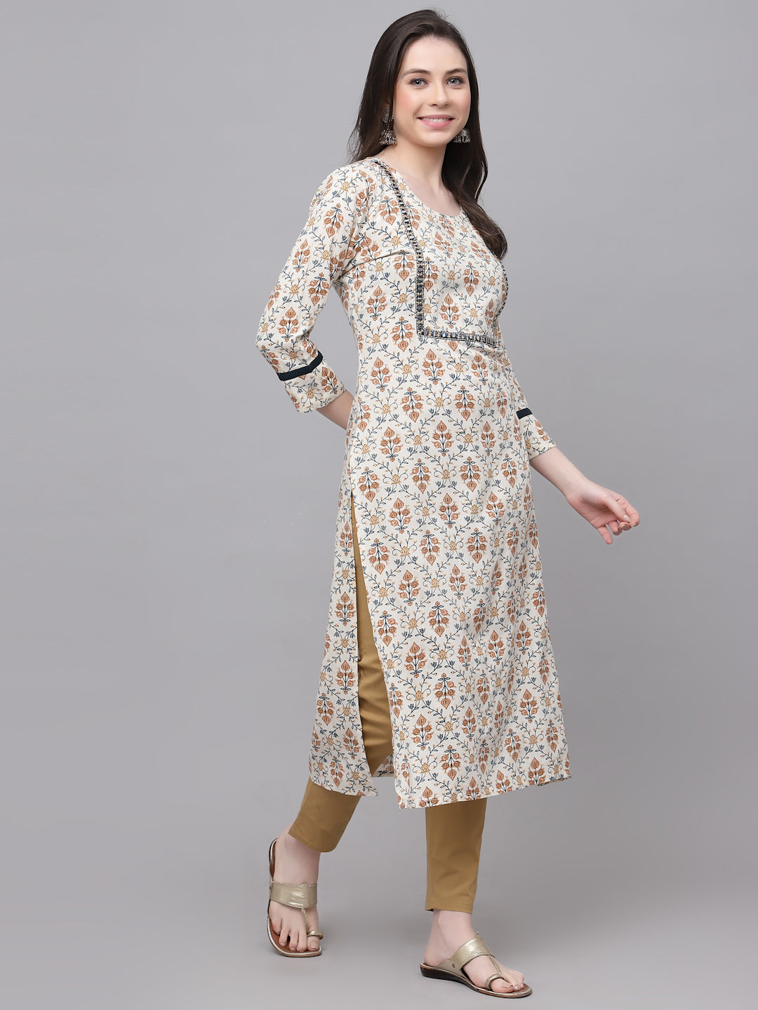 Rayon Embroidered Straight Kurta (Cream)