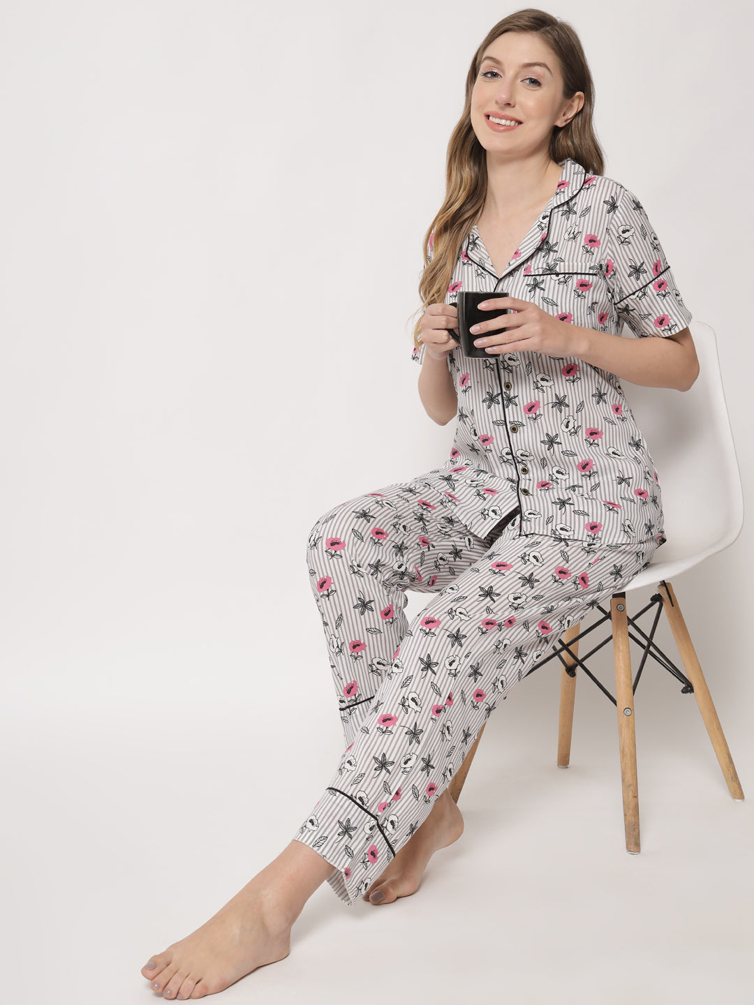 Kbz white rayon printed night suit wholesale manufacturer & exporter from India
