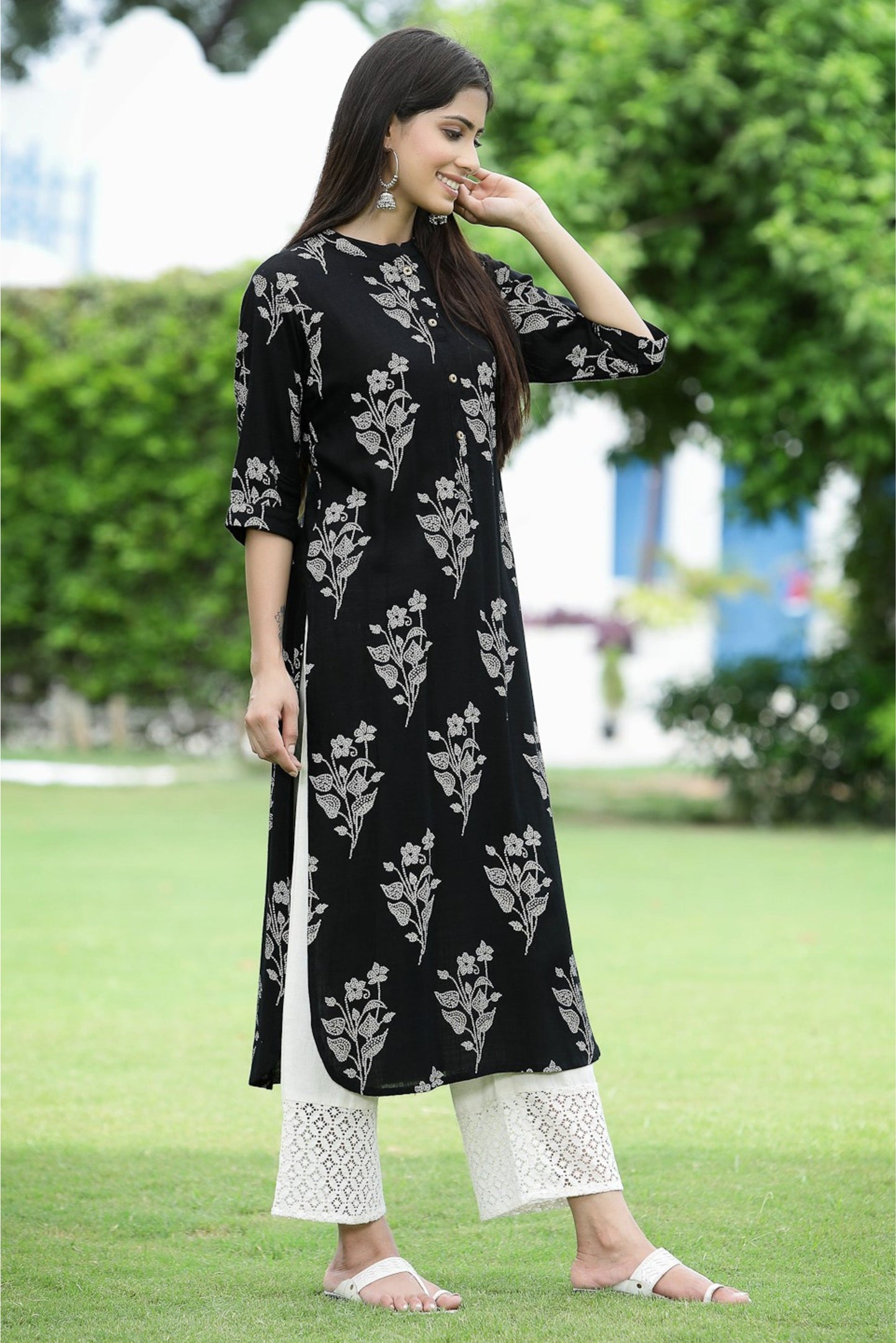 Black Rayon Slub Bandhani Straight Kurta