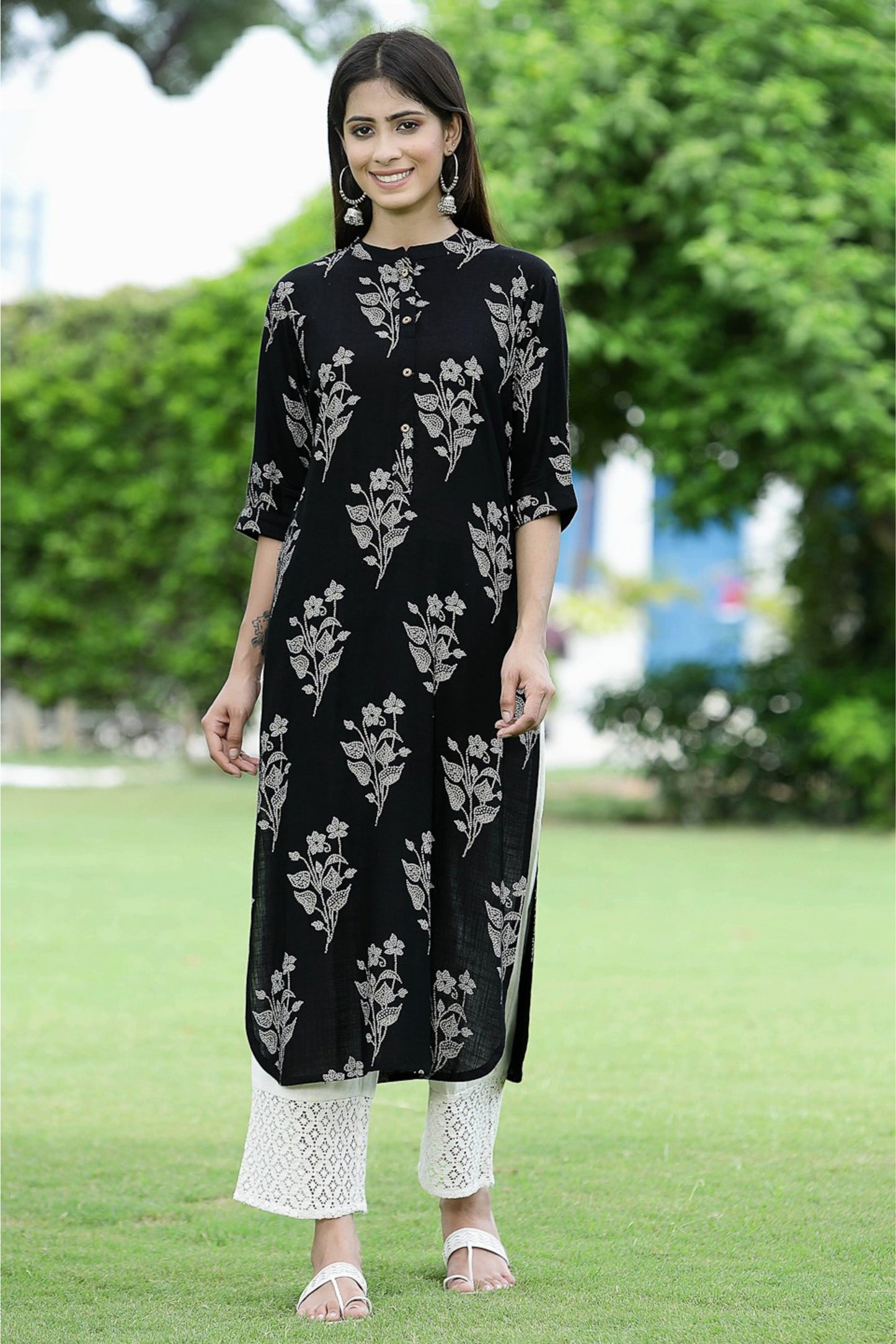 Black Rayon Slub Bandhani Straight Kurta