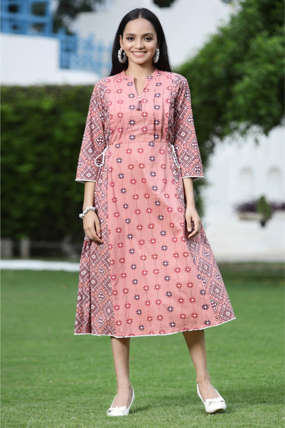 Peach Cambric Mexican Print Pleated Yoke Kurta Kurta With Mask