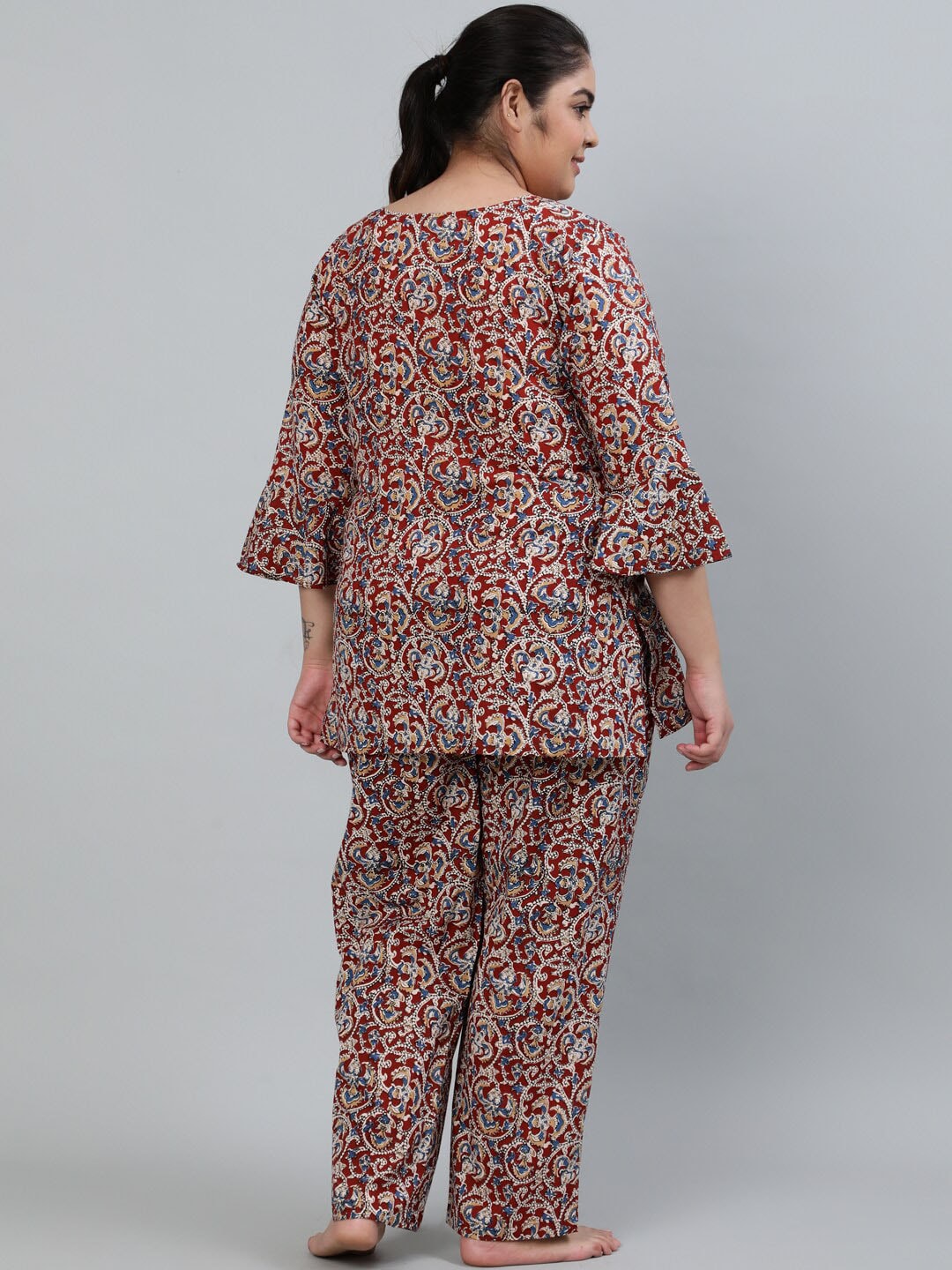 Plus Size Women Maroon Printed Night Suit With Three Quarters Flared Sleeves