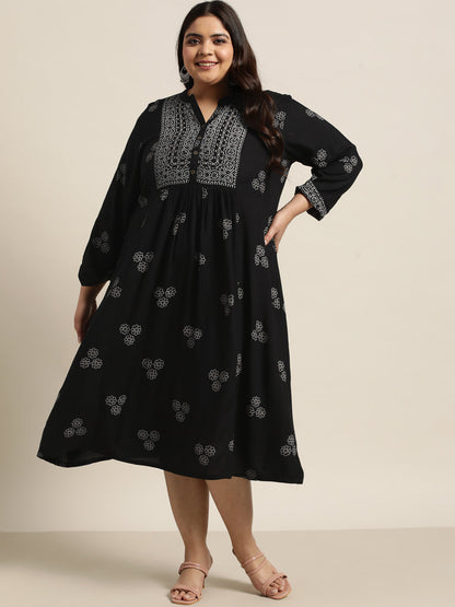Black Rayon Casual Wear Printed Flared Dress