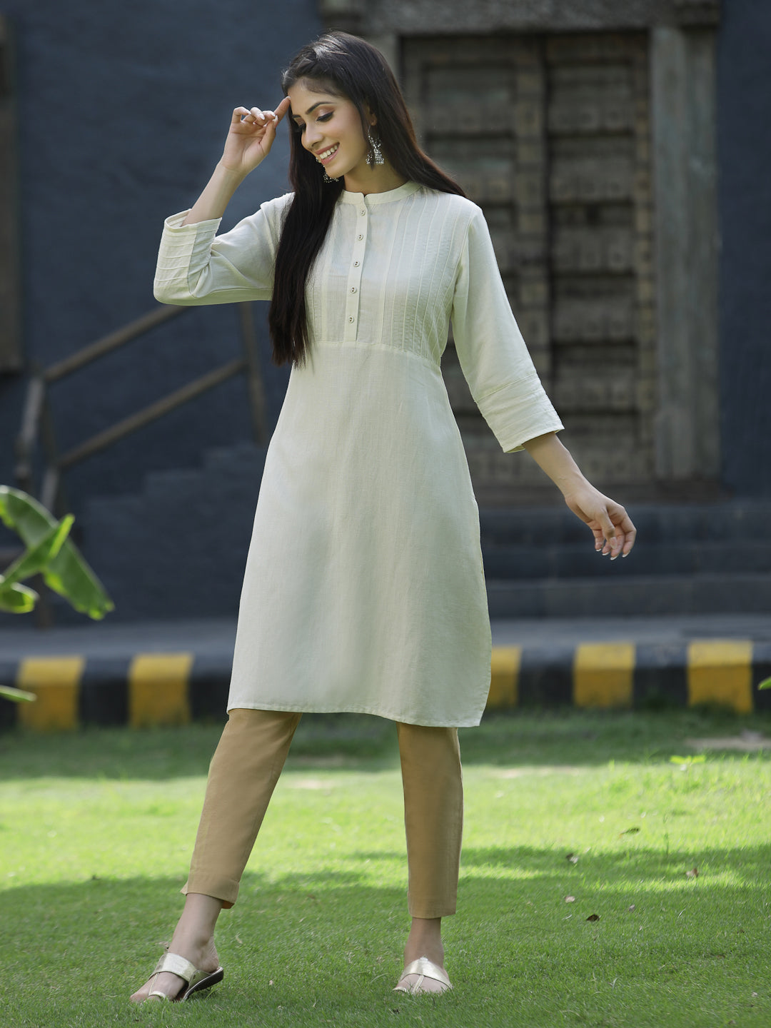 Ivory Rayon Festive Solid Straight Kurta