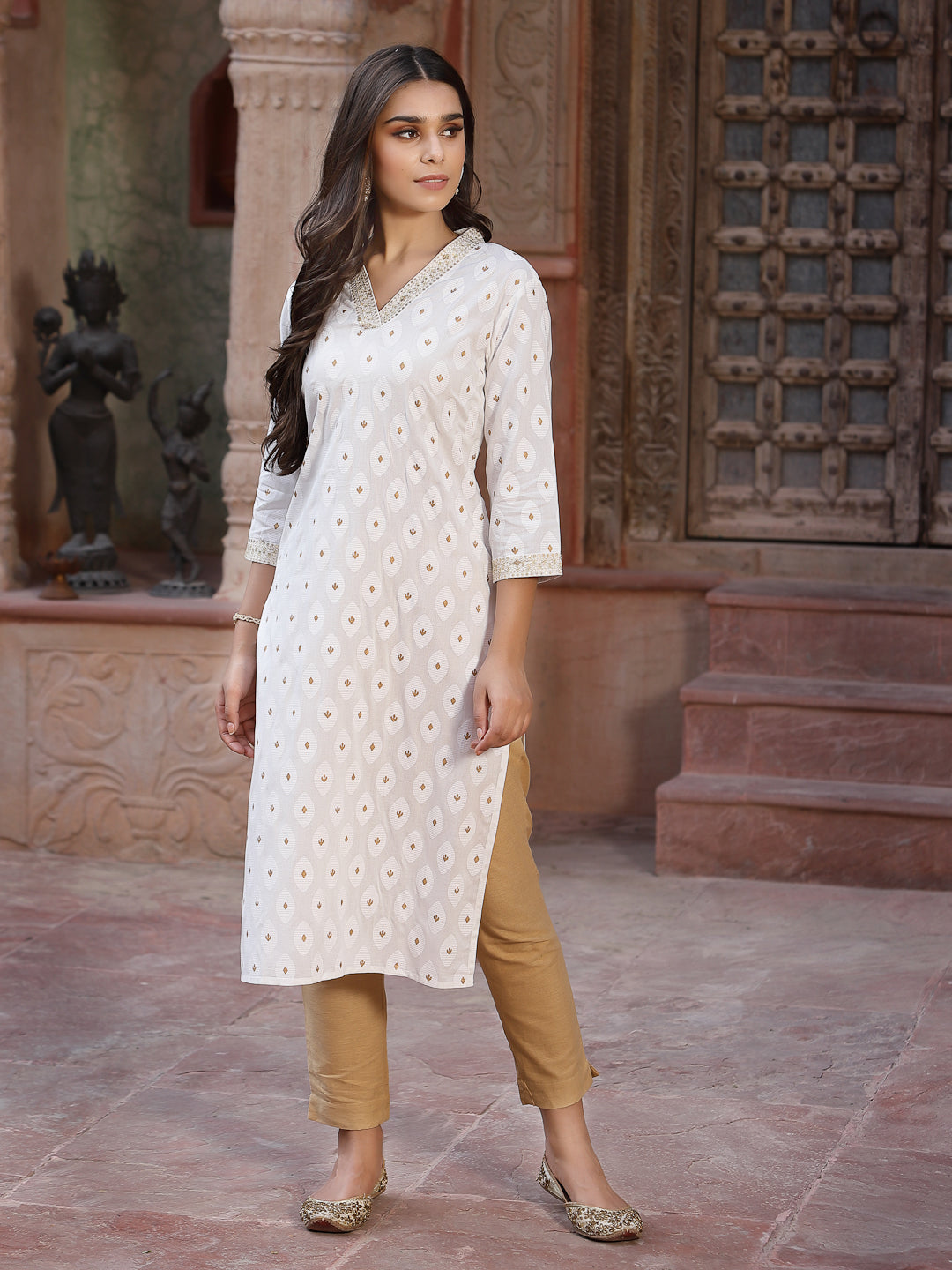Off - White Rayon Printed Straight Kurta
