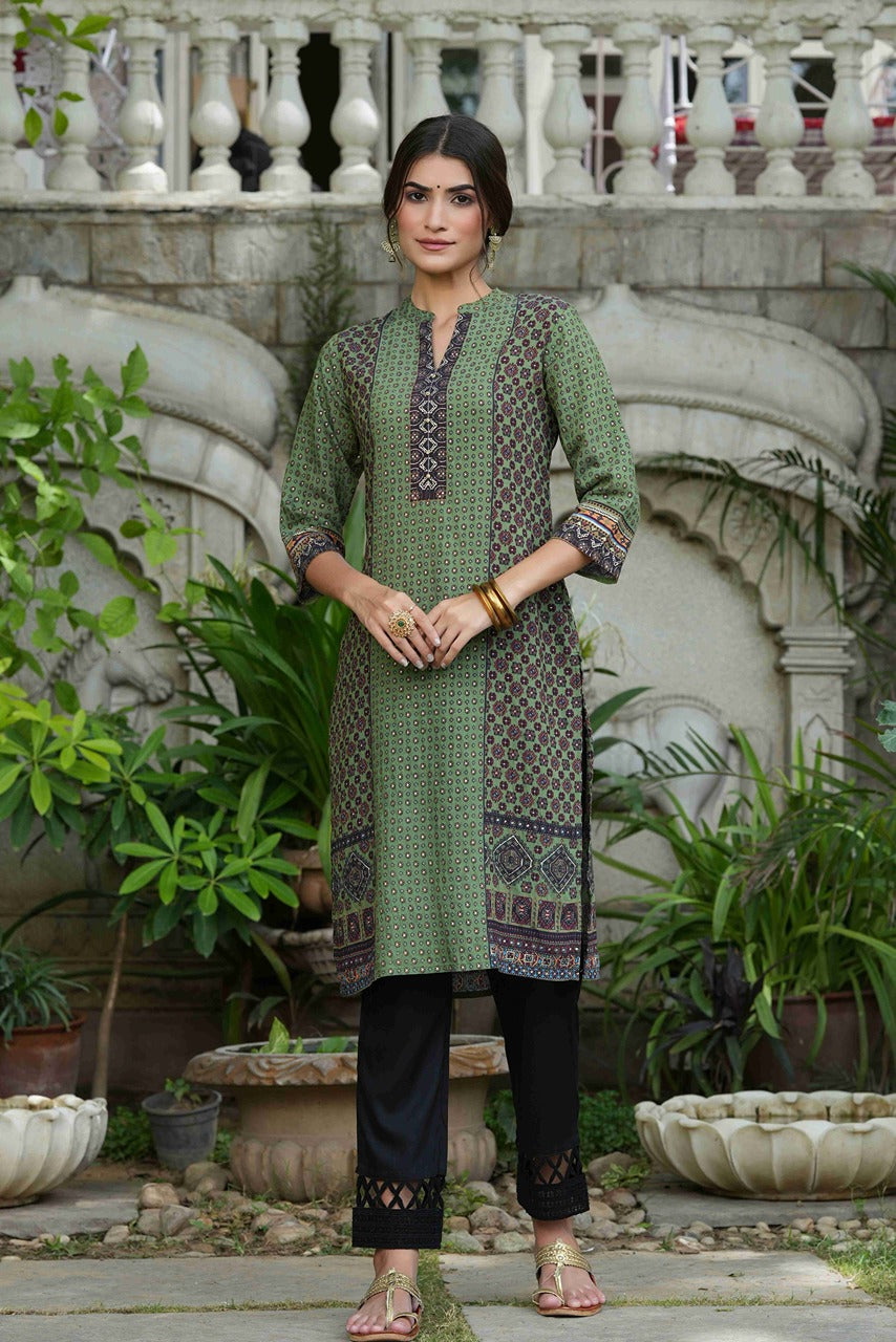 Green Rayon Festive Gold Foil Printed Straight Kurta