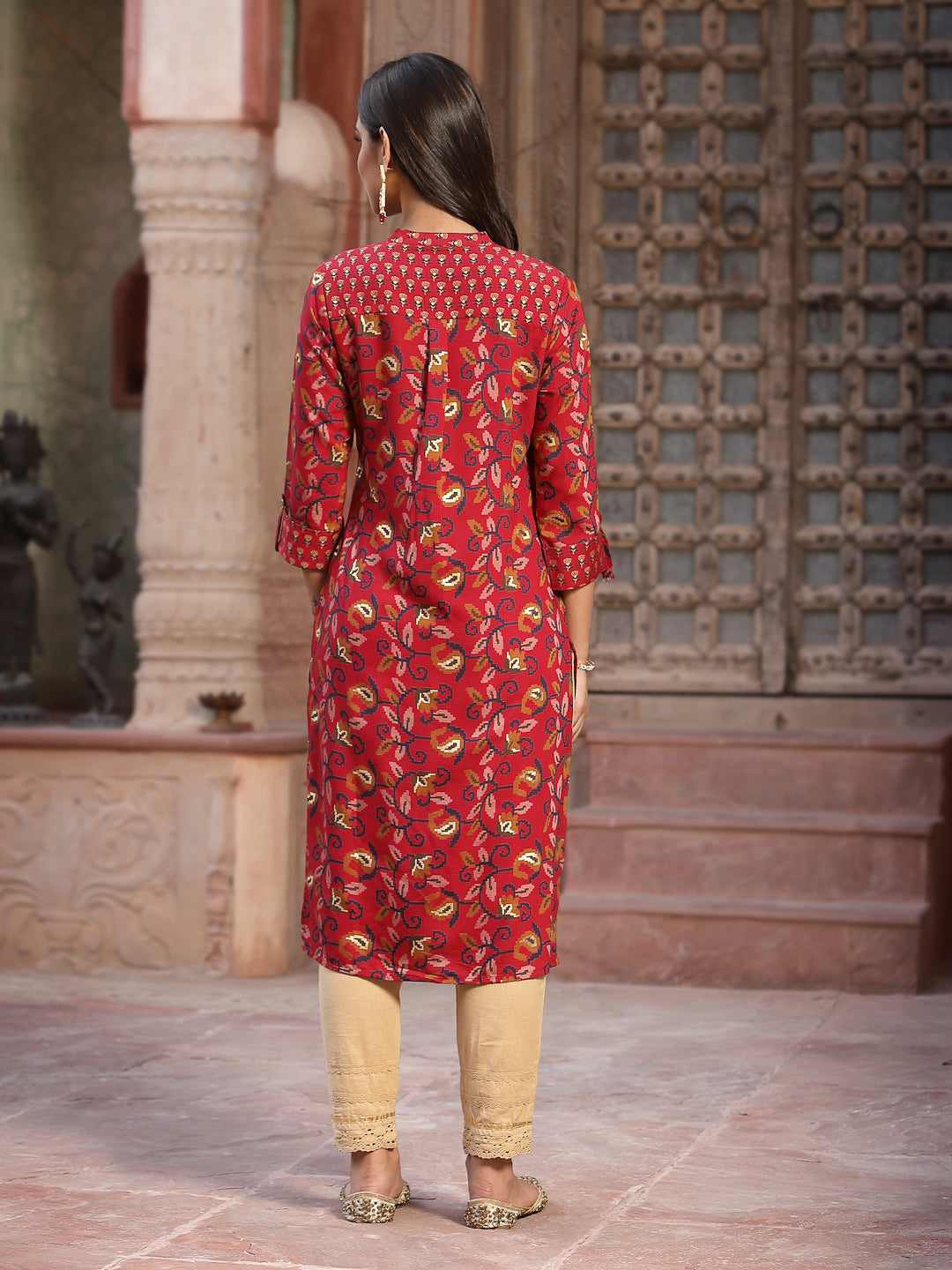 Red Muslin Printed Straight Kurta