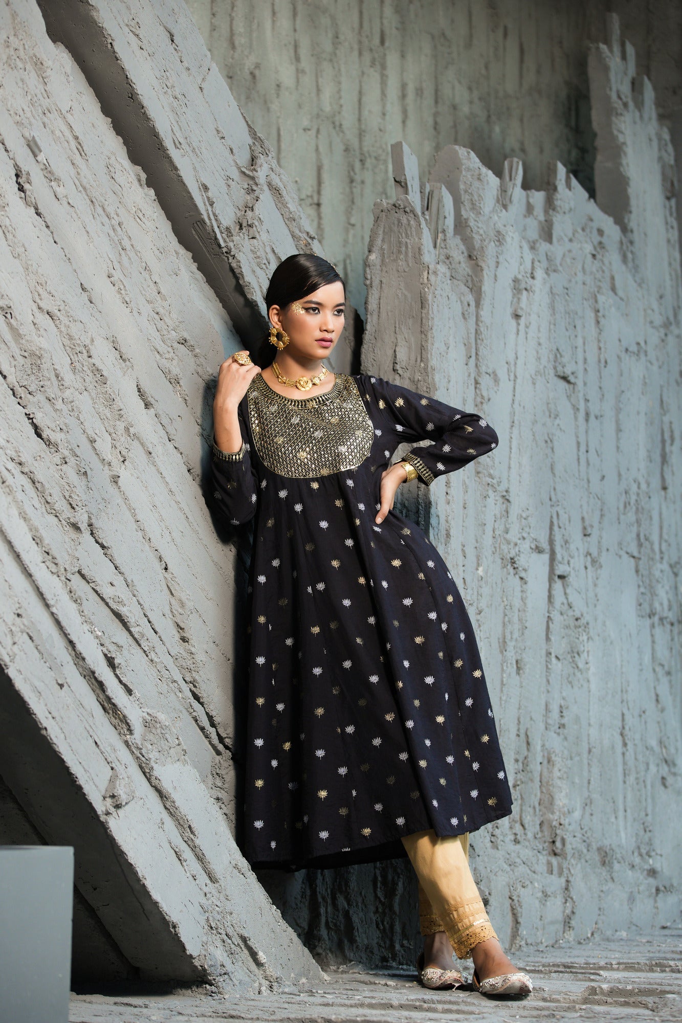 Black Rayon Festive Foil Printed Anarkali Flared Anarkali Kurta