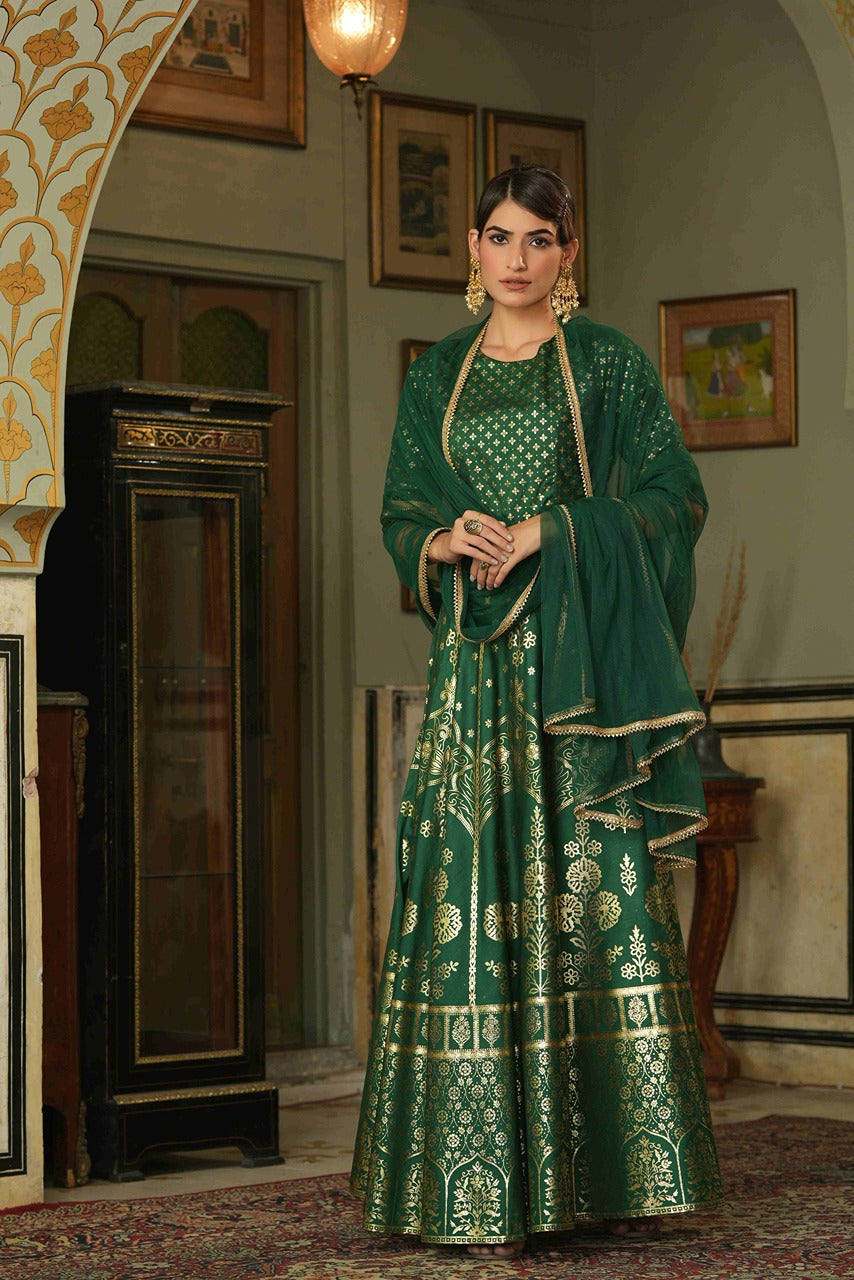 Green Santoon Slub Festive Foil Printed Straight Lehenga Choli Set