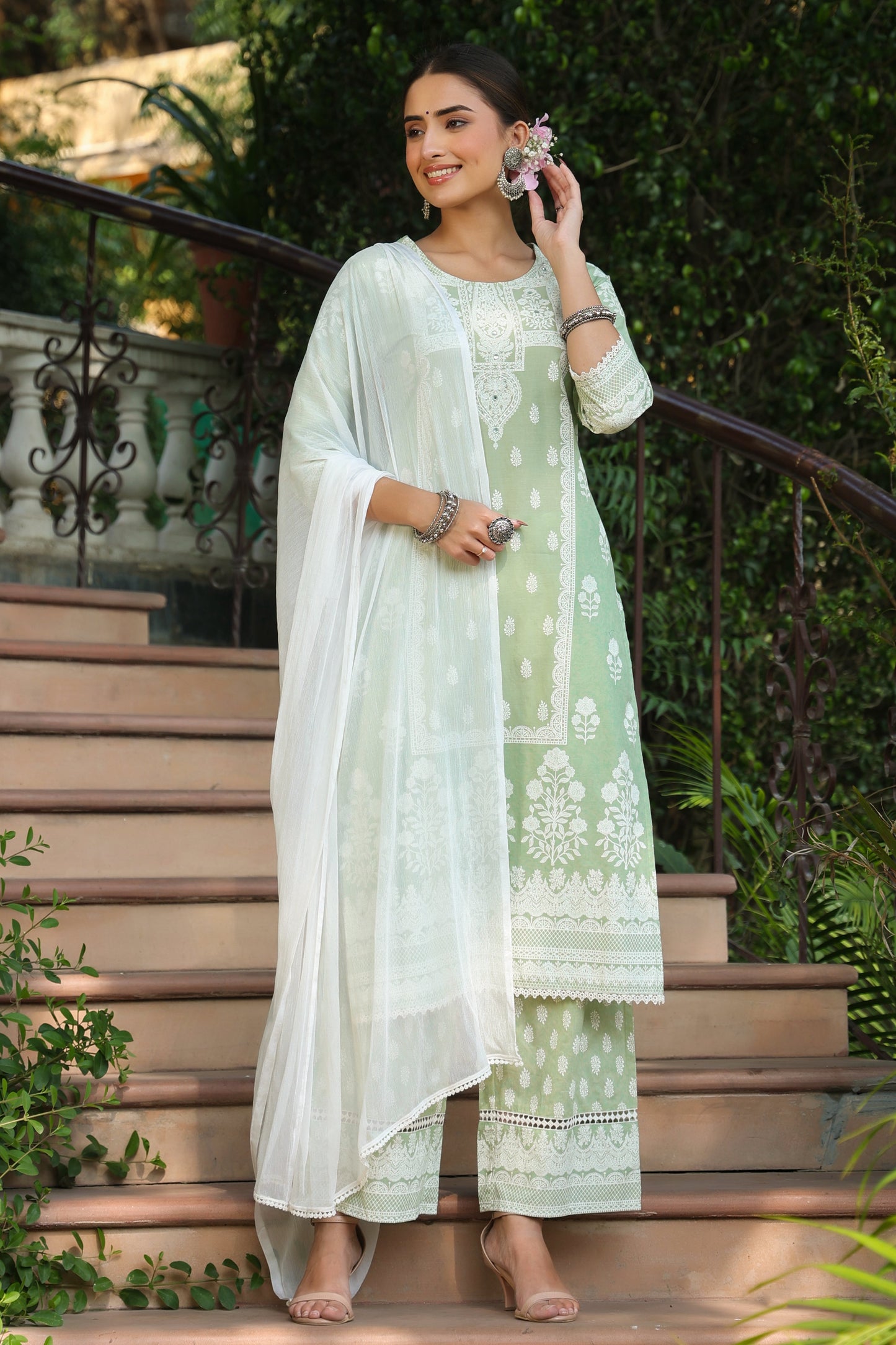 Green Cambric Printed Straight Kurta Sets