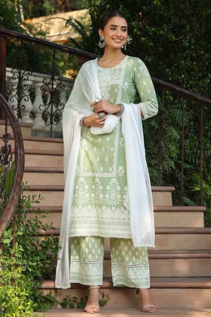 Green Cambric Printed Straight Kurta Sets
