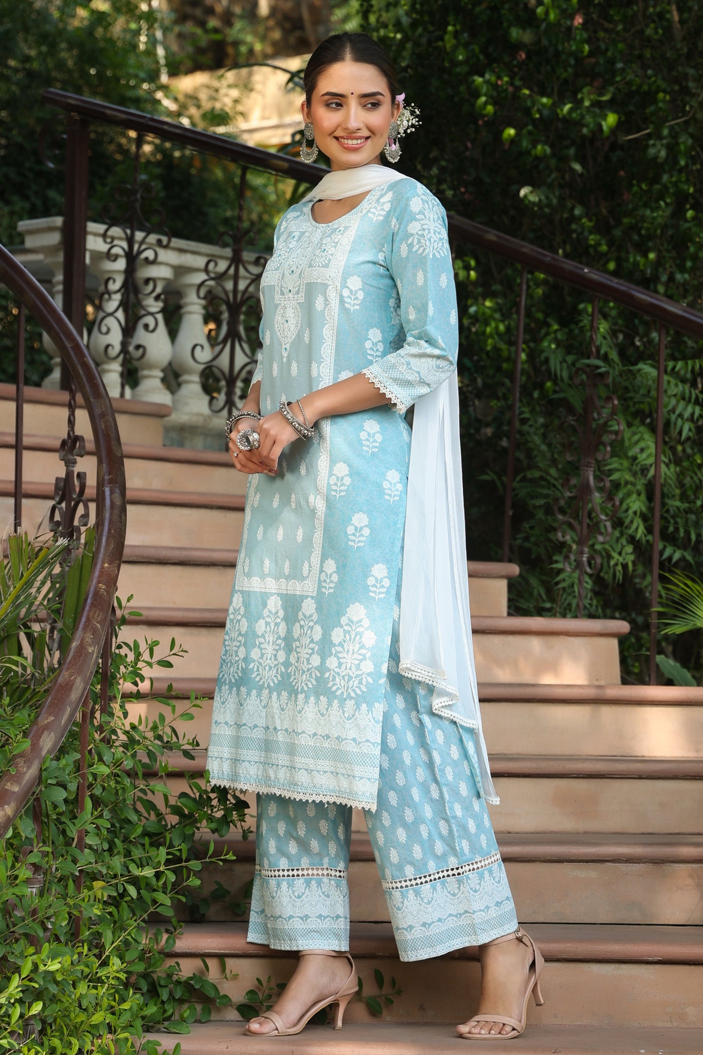 Skyblue  Printed Straight Kurta Sets