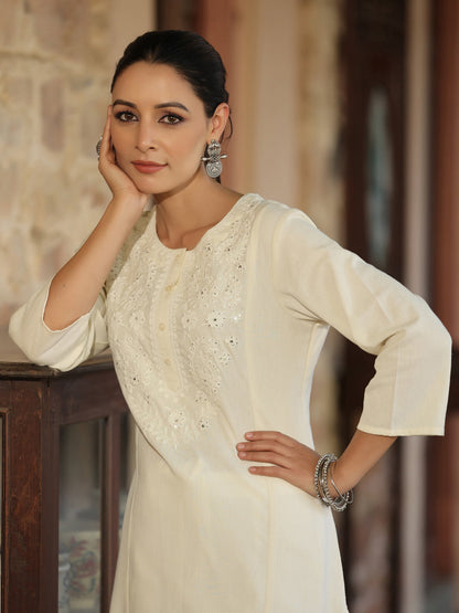 Offwhite Cotton Flex Embroidery Straight Kurta