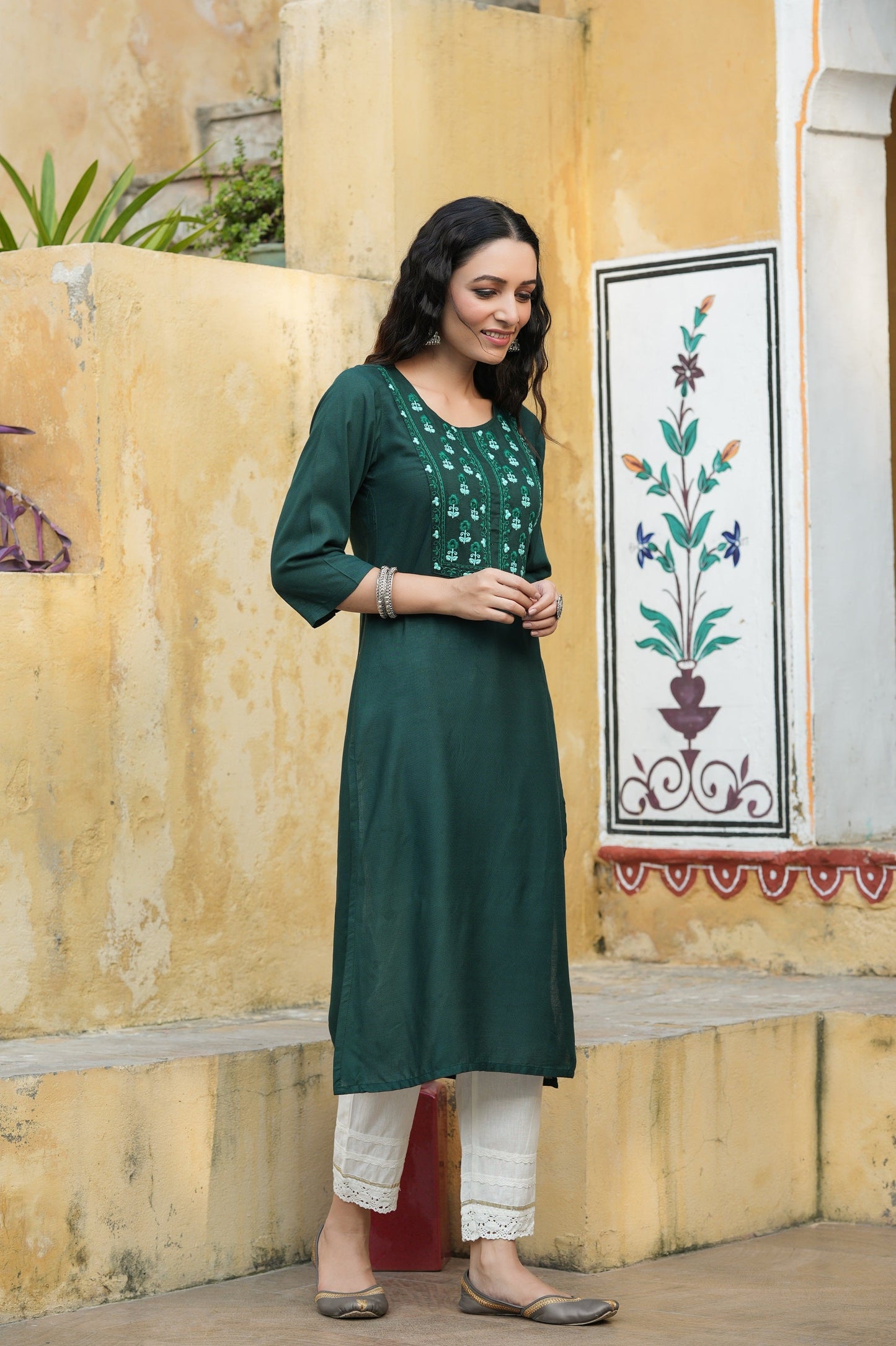 Green Rayon Festive Wear Embroidered Straight Kurta