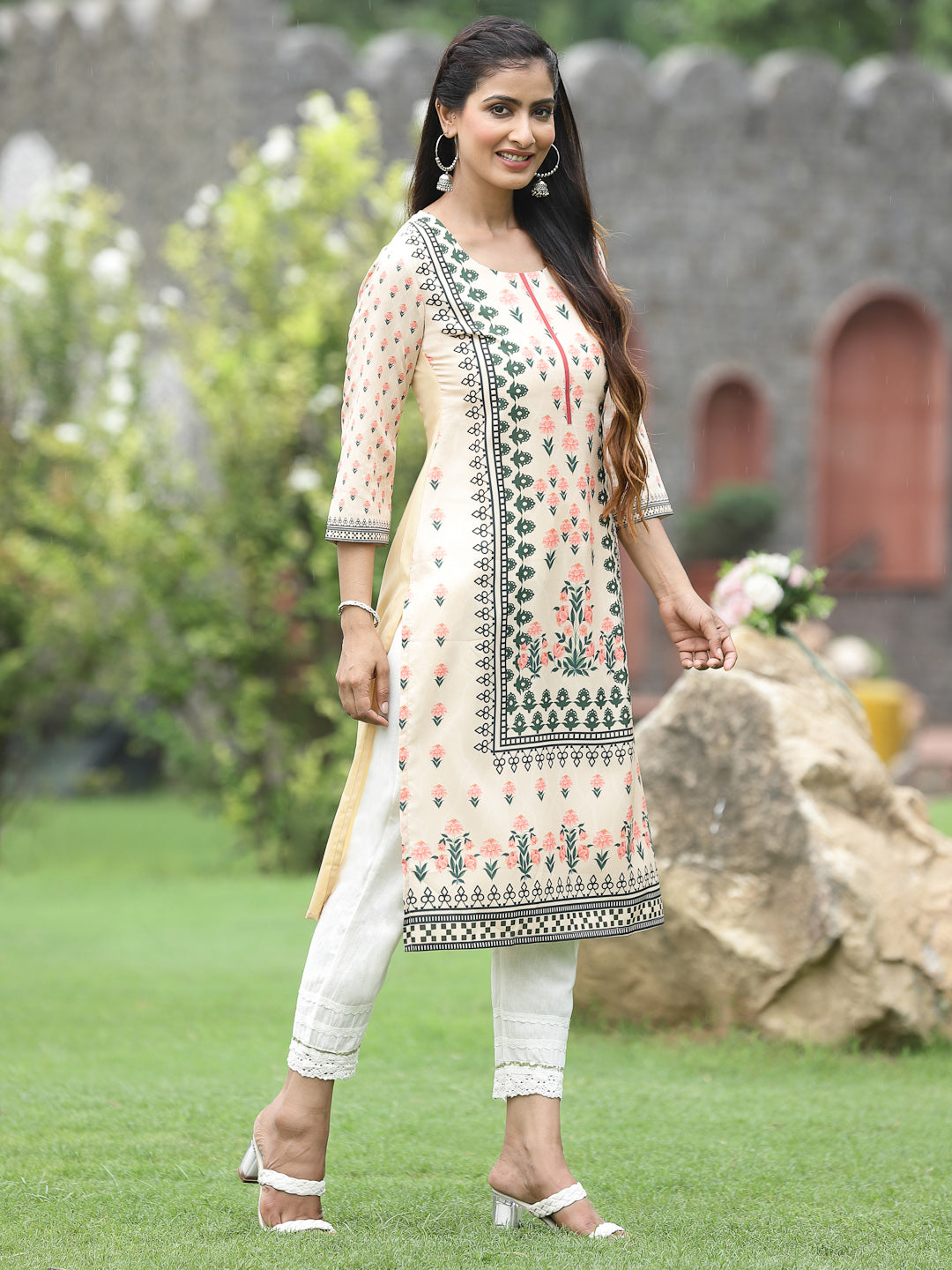 Off-White Crepe Casual Wear Digital Printed Straight Kurta