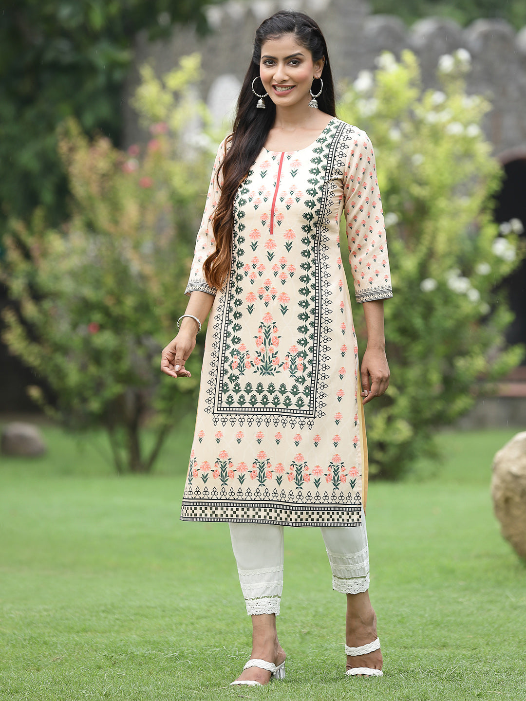 Off-White Crepe Casual Wear Digital Printed Straight Kurta