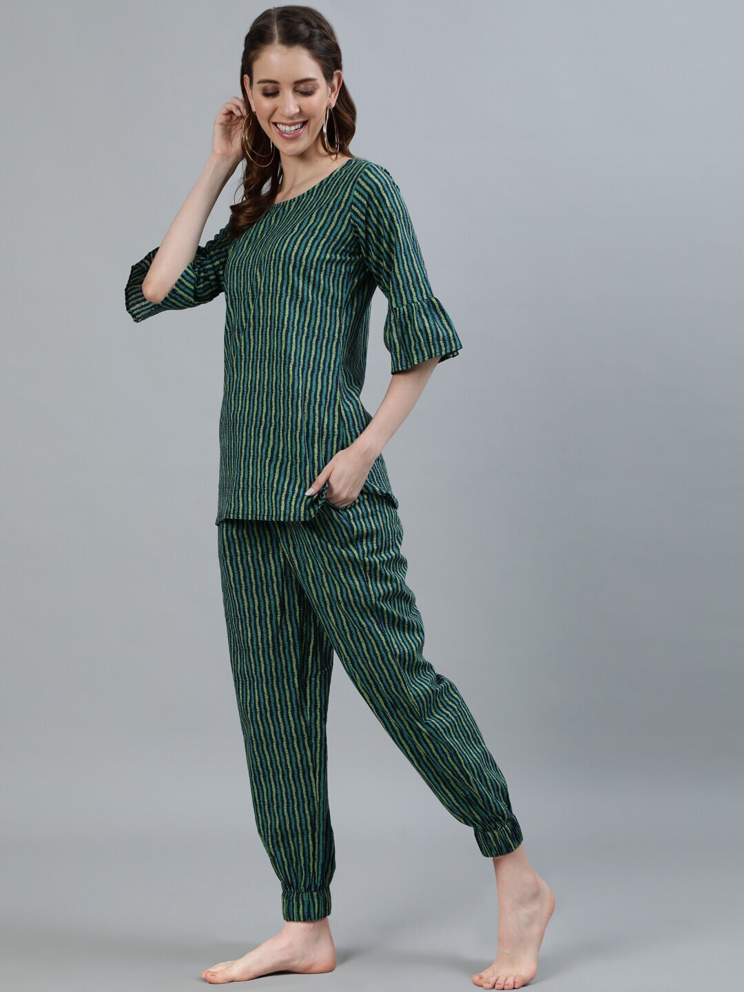 Women Green Printed Night suit