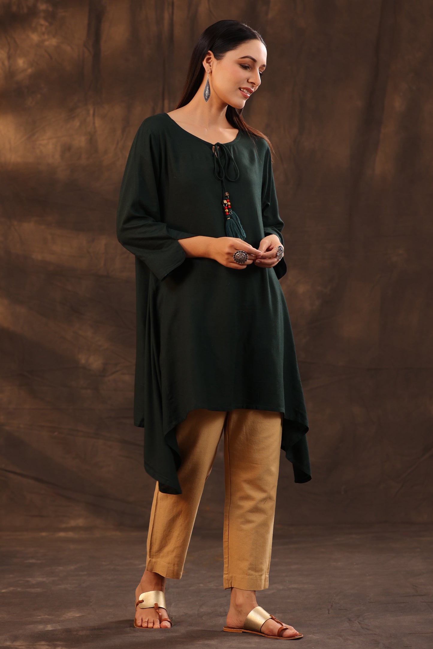Jadegreen Rayon Slub Solid Asymmetric Kurta