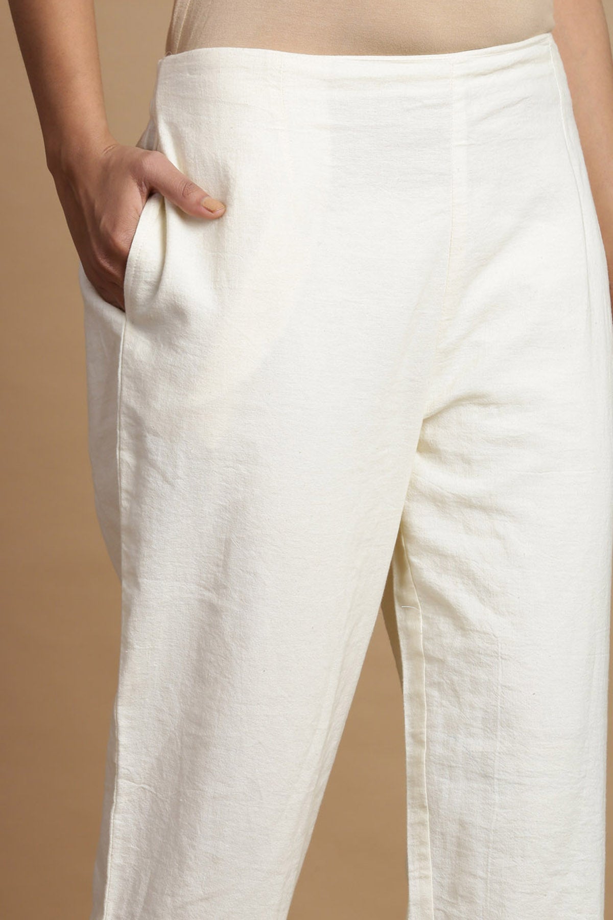 White Rayon Flex Solid Slim Fit Pant/Slim Pant