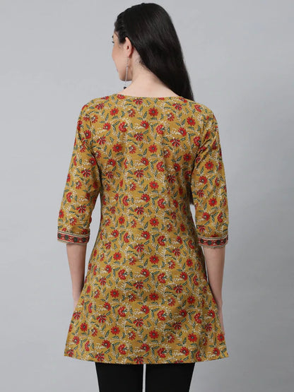 Green Printed Straight Tunic With Three Quarter Sleeves