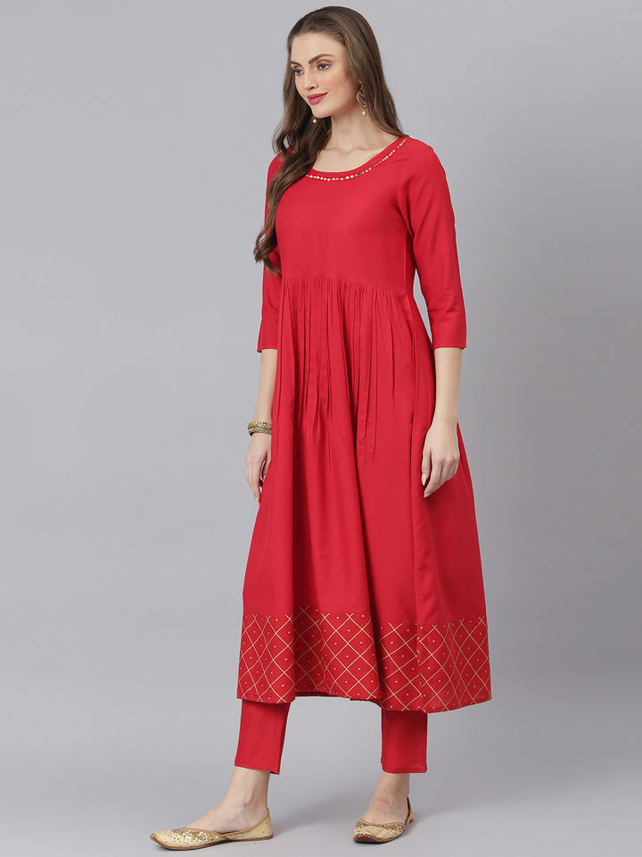 Women Checkered Rayon Flared Kurta Pant Dupatta Set