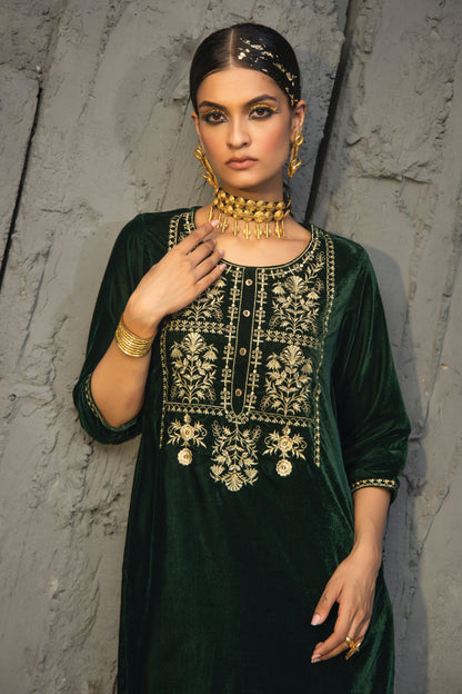 Green Velvet Festive Solid Embroidered Straight Kurta