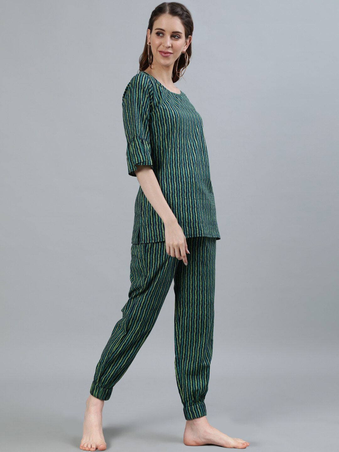 Women Green Printed Night suit