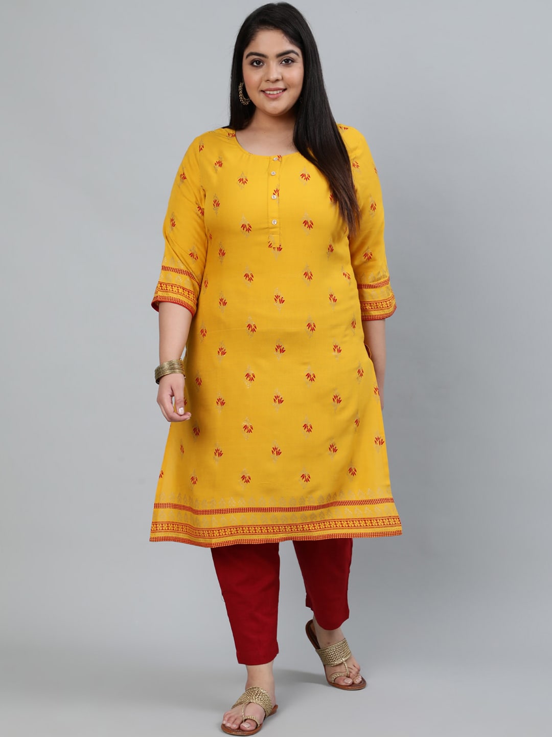 Plus Size Women Yellow & Gold Printed Staright Kurta With Three Quarter Sleeves